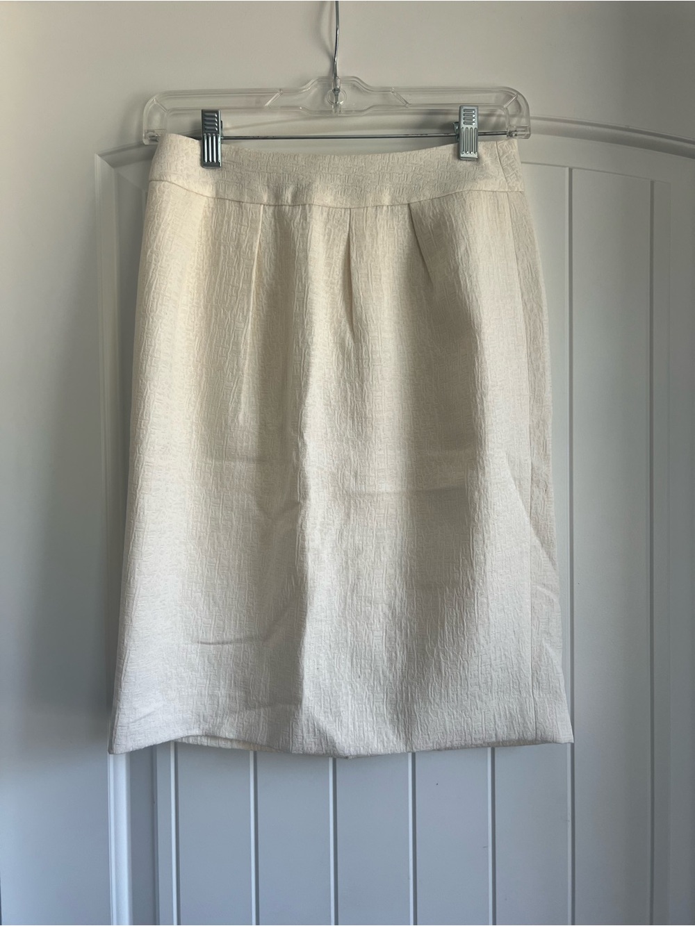 Banana Republic Cream Pencil Skirt